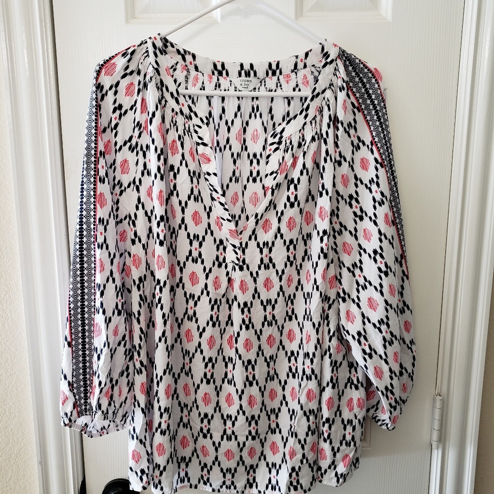 Crown & Ivy blouse/ tunic